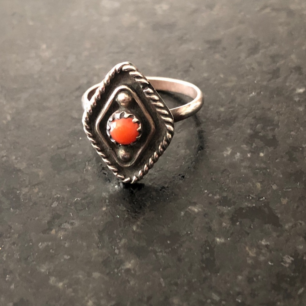 1970s Coral & Sterling Pinky/Mid-Finger Rings 🌵